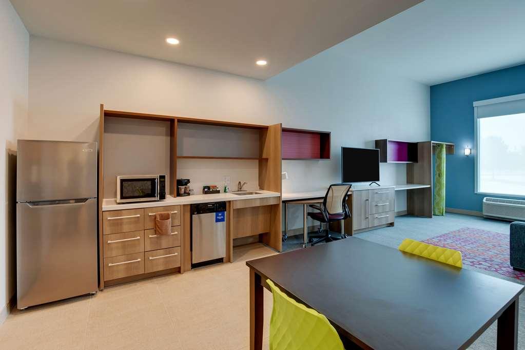 Home2 Suites By Hilton 哈蒙德 客房 照片
